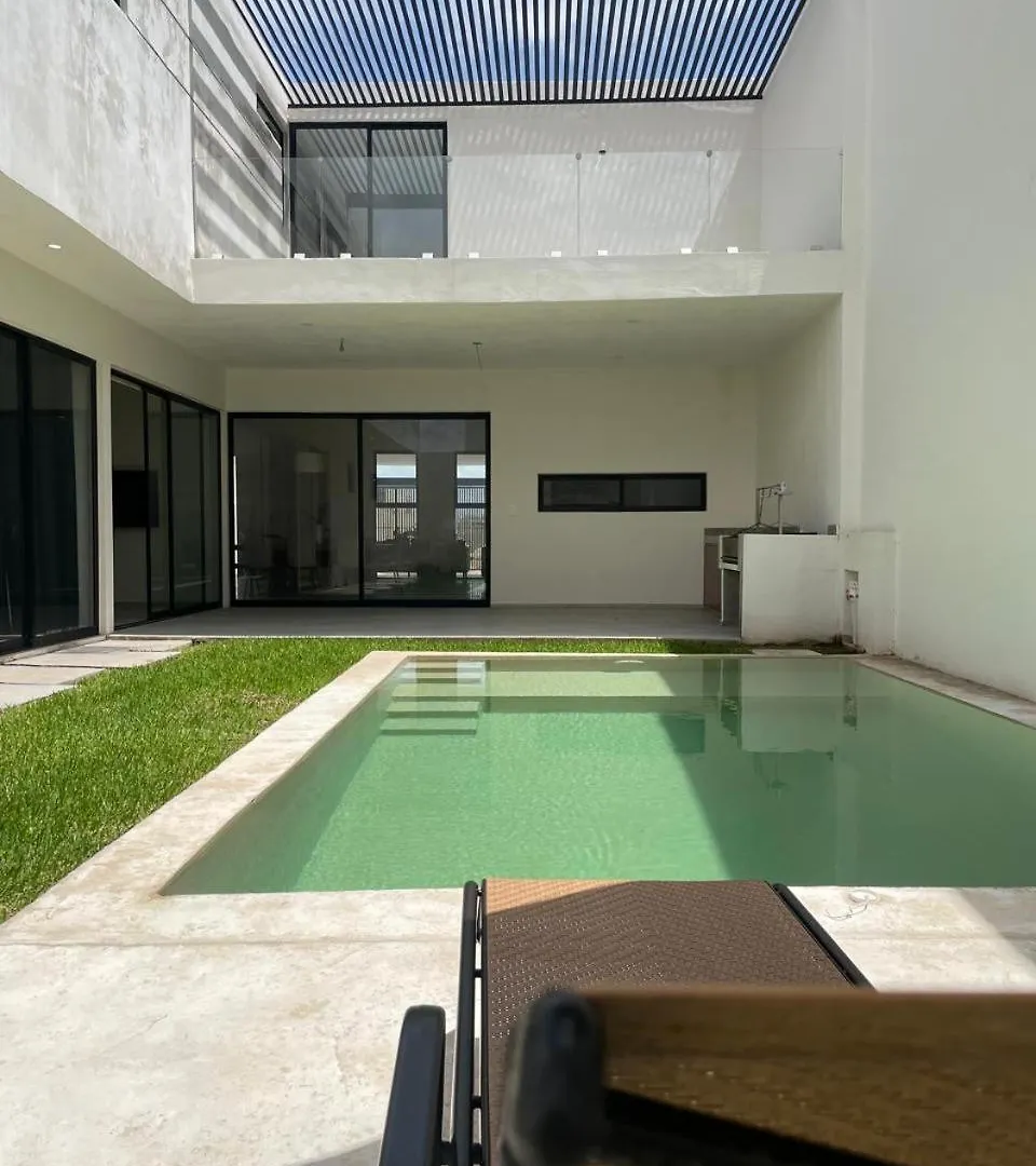 Comodidad Y Confort En Casa Arennas Merida Mexico